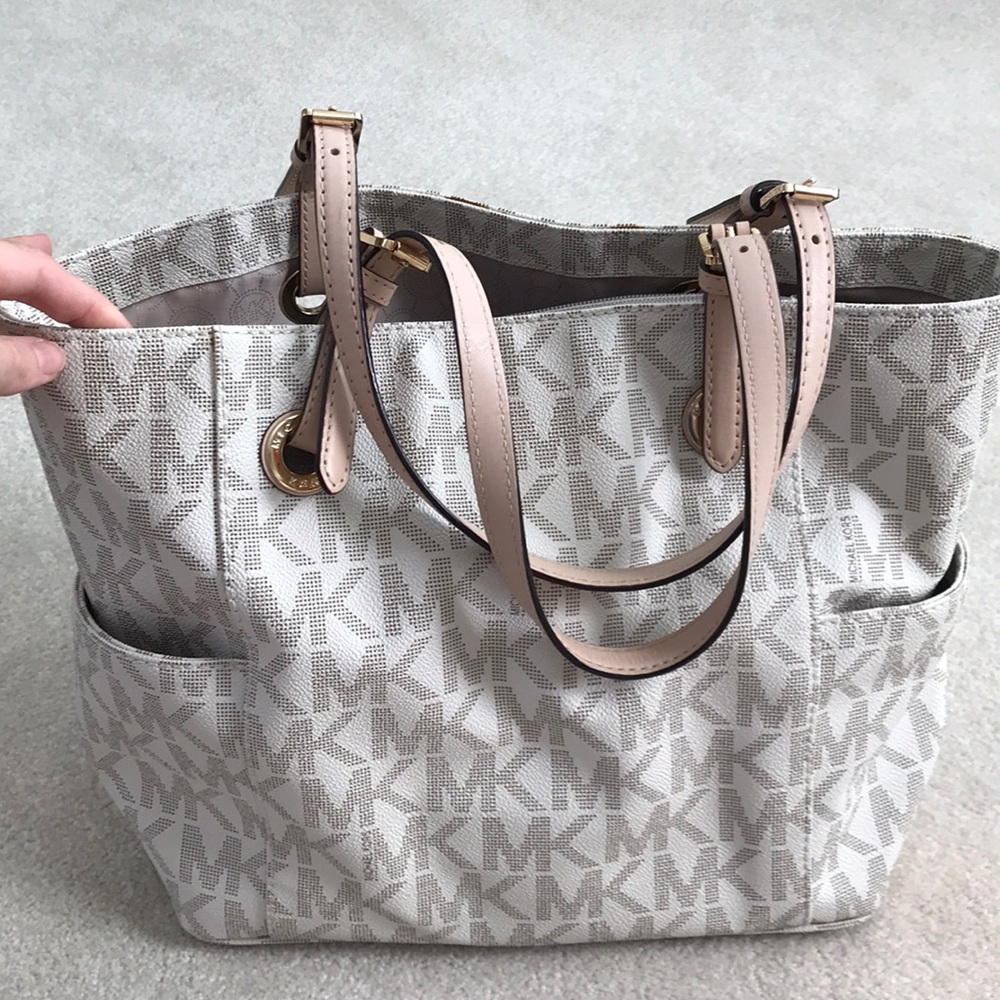 Michael Kors bag